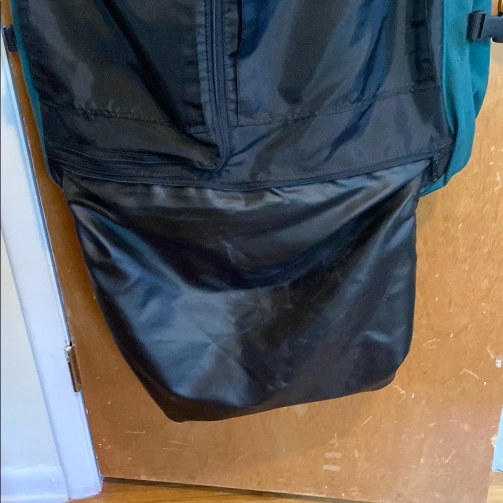 Eddie Bauer Travel Suit Garment Bag
